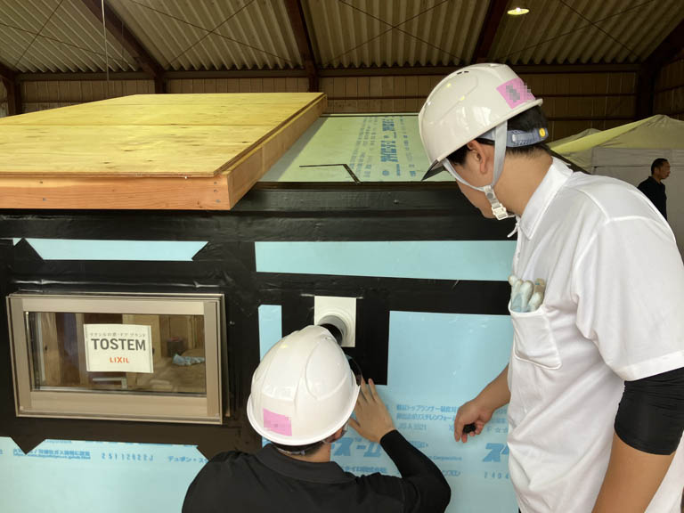 ワークショップ「断熱小屋づくり」